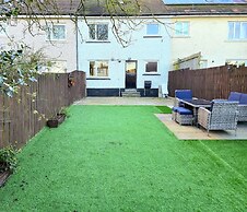 Quirky 2-Bed with Free Parking