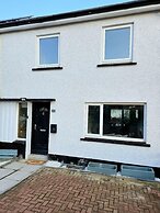 Quirky 2-Bed with Free Parking