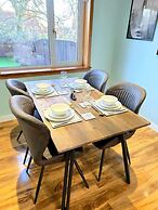 Quirky 2-Bed with Free Parking