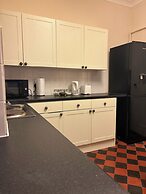 Stylish 2 Bedroom Apartment in Havant