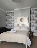 Stylish 2 Bedroom Apartment in Havant