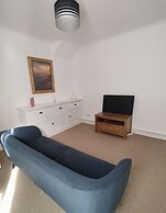 Stylish 2 Bedroom Apartment in Havant
