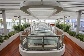Setai Yacht Comfort II - By Almare Flats