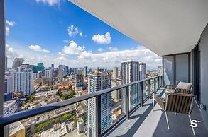 Skyline Escape Sleek 1BR with DTW Charm