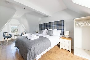 Hillside Luxury Apartments