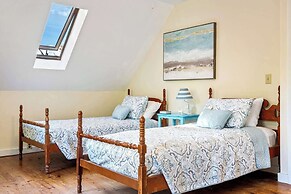 Nanas Hideaway 2 BDR Charmer!