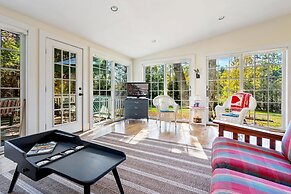 Nanas Hideaway 2 BDR Charmer!