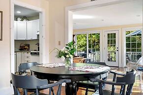 Nanas Hideaway 2 BDR Charmer!