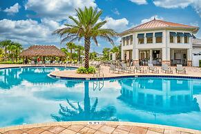 Spacious 4BR Townhome With Pool at Storey Lake