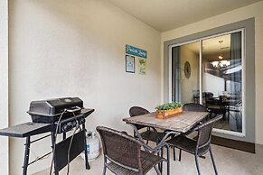 Spacious 4BR Townhome With Pool at Storey Lake