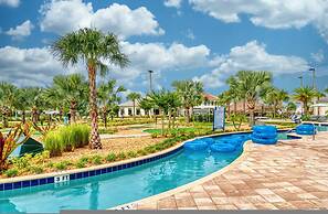 Spacious 4BR Townhome With Pool at Storey Lake