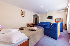 Hotel Amphitryon Premium