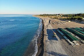 Throne Beach Resort & Spa