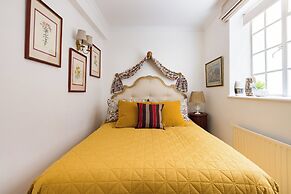 Mayfair W/ac 3-bed-5guests Berkeley Square