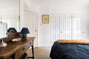 Mayfair W/ac 3-bed-5guests Berkeley Square