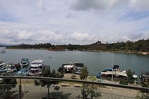 HOTEL PORTOBELO GUATAPE