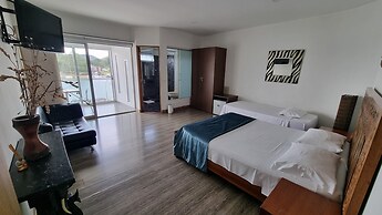 HOTEL PORTOBELO GUATAPE