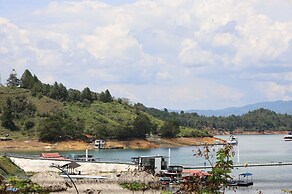 HOTEL PORTOBELO GUATAPE