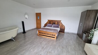 HOTEL PORTOBELO GUATAPE