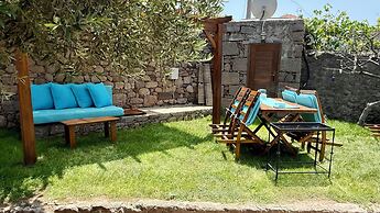 Assos Mia Konaklama ve Restaurant