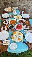 Assos Mia Konaklama ve Restaurant