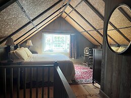 Pressey House Lakeside Bed & Breakfast