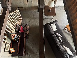Pressey House Lakeside Bed & Breakfast