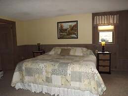 Pressey House Lakeside Bed & Breakfast