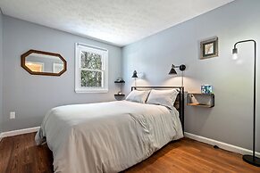 The Cheeky Chickadee Sleeps 7