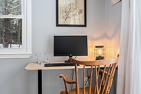 The Cheeky Chickadee Sleeps 7