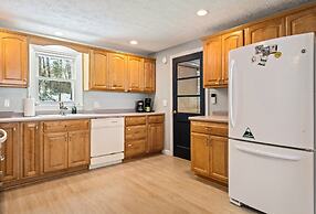 The Cheeky Chickadee Sleeps 7