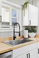 Emma s Manor A Down Town Prescott Gem