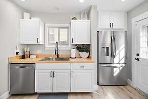 Emma s Manor A Down Town Prescott Gem