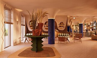 Amarello Hotel Praia Santo André, Tapestry Collection Hilton