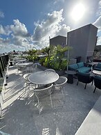 Melhores Flats - Piscina privativa