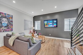 Luxe Townhome | Newly-Built