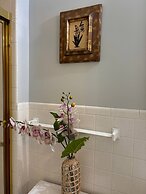 Luxury Modern Stay - 2000 Sqft