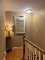 Luxury Modern Stay - 2000 Sqft