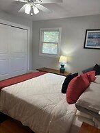 Luxury Modern Stay - 2000 Sqft