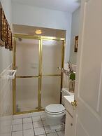 Luxury Modern Stay - 2000 Sqft