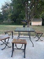 Luxury Modern Stay - 2000 Sqft