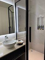 Grand Resort & Residences