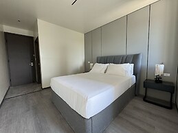 Grand Resort & Residences