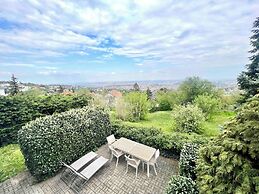 Stunning Views - House in Budapest