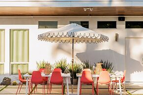 3 Private 1 Bedroom Units at The Wesley Sleeps 12