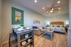 2 Units Beachfront Complex w Pool Pickleball Beach Bliss Bleach Bungal