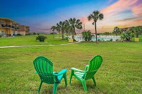 2 Units Beachfront Complex w Pool Pickleball Beach Bliss Bleach Bungal