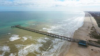 2 Units Beachfront Complex w Pool Pickleball Beach Bliss Bleach Bungal