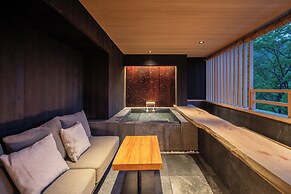 Nazuna Hakone Miyanoshita