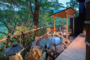 Nazuna Hakone Miyanoshita